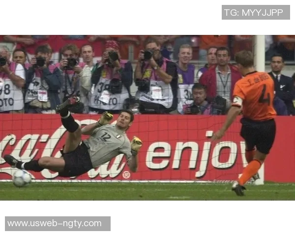 盐城足球联赛热潮来袭球迷齐聚共庆足球盛宴与激情对决