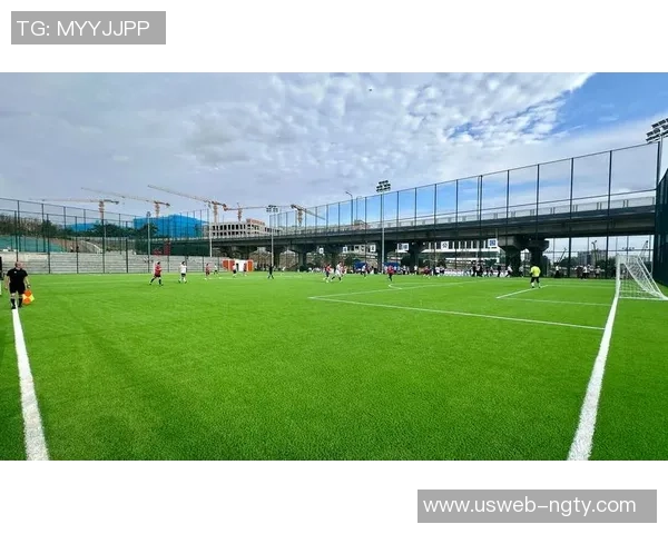 福驰足球助力青少年成长打造未来足球明星的摇篮与平台 福驰足球助力青少年成长打造未来足球明星的摇篮与平台