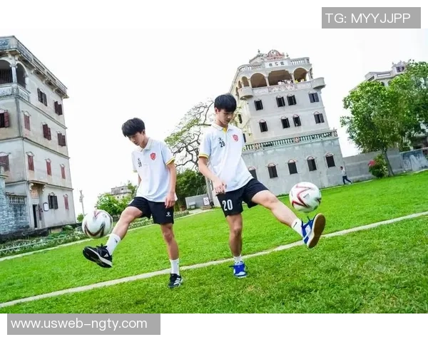 足球jogo:探索足球文化与激情交融的全新体验之旅 足球jogo:探索足球文化与激情交融的全新体验之旅